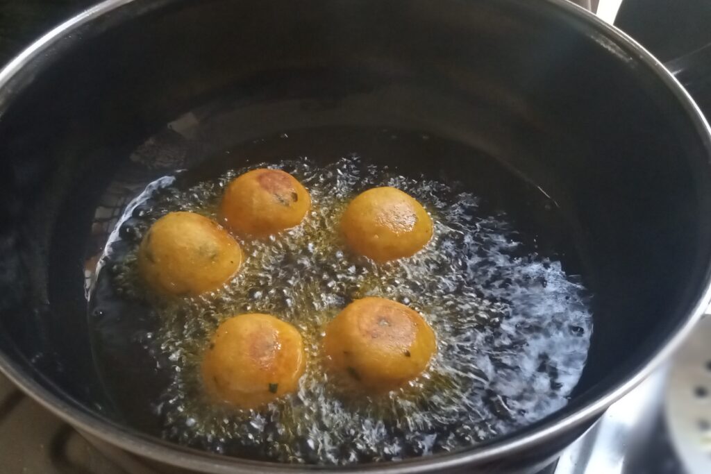 Potato cheese balls
