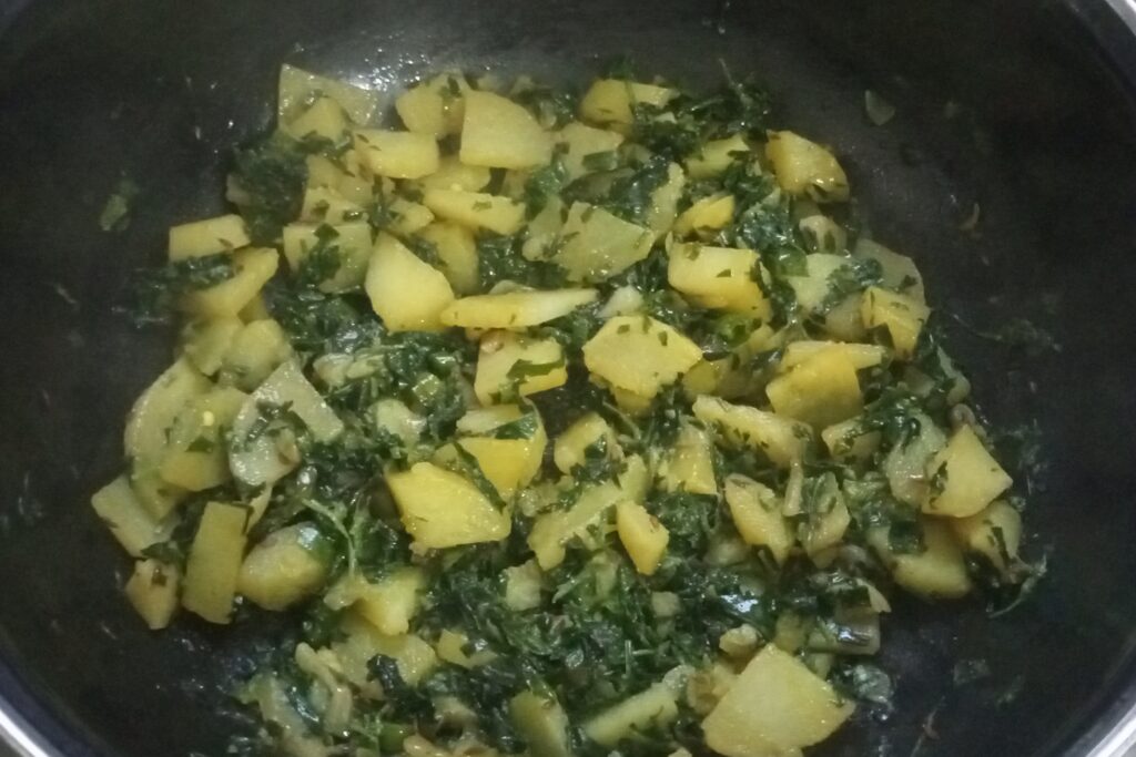 Aloo methi recipe