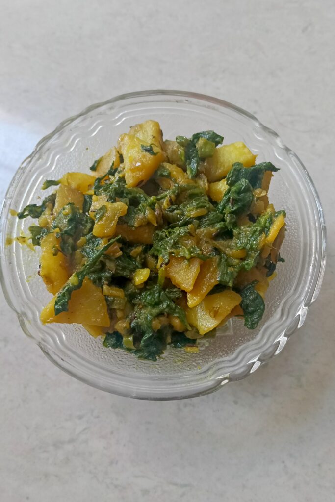 homestyle dry palak aloo sabzi
