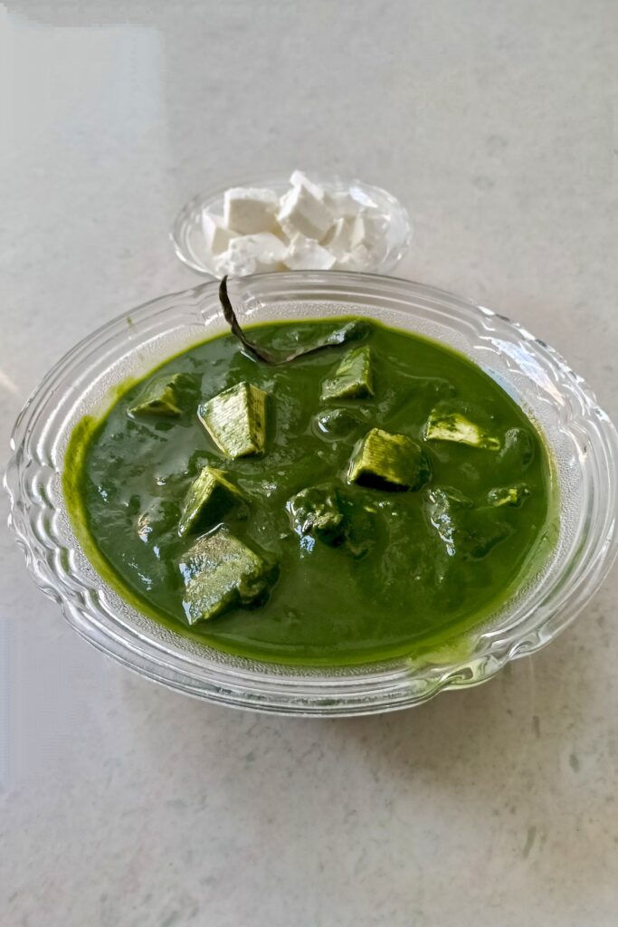 Close up of palak paneer recipe without cream