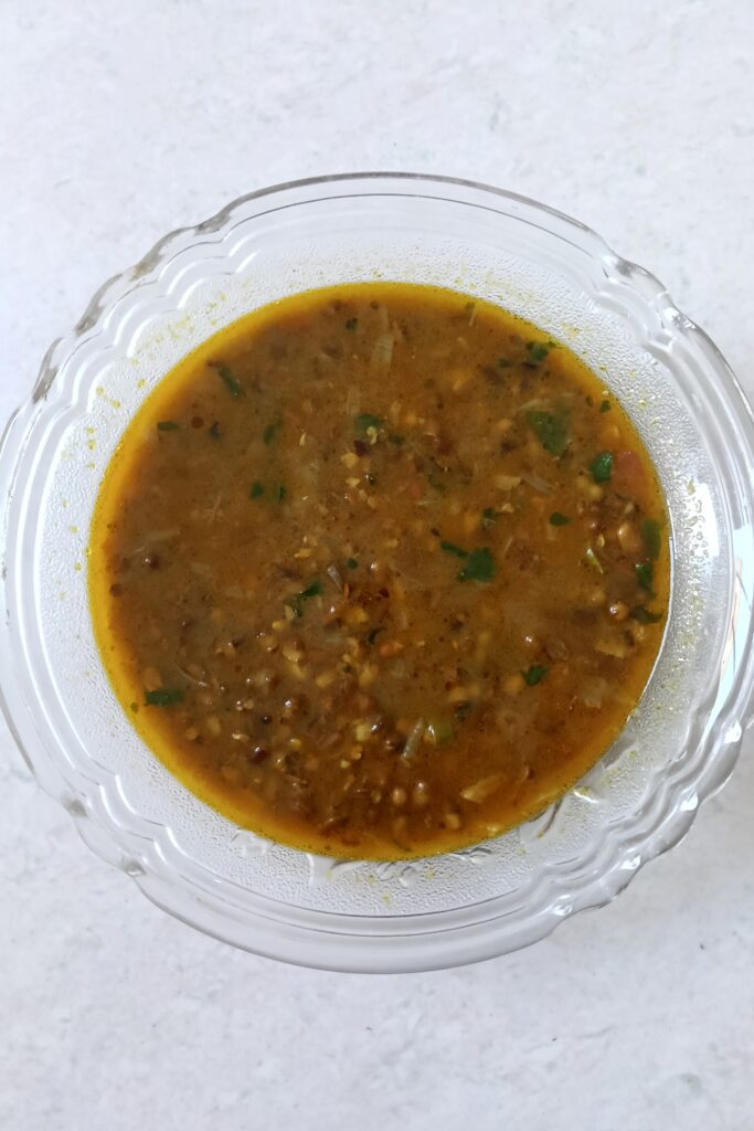 Creamy Punjabi sabut urad dal served in a bowl