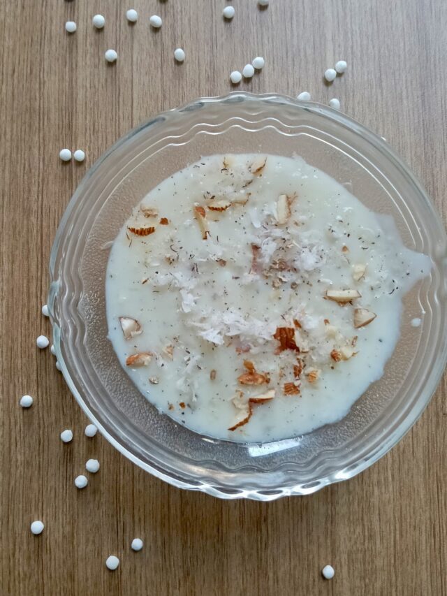 Rich & creamy sabudana kheer recipe on wooden table