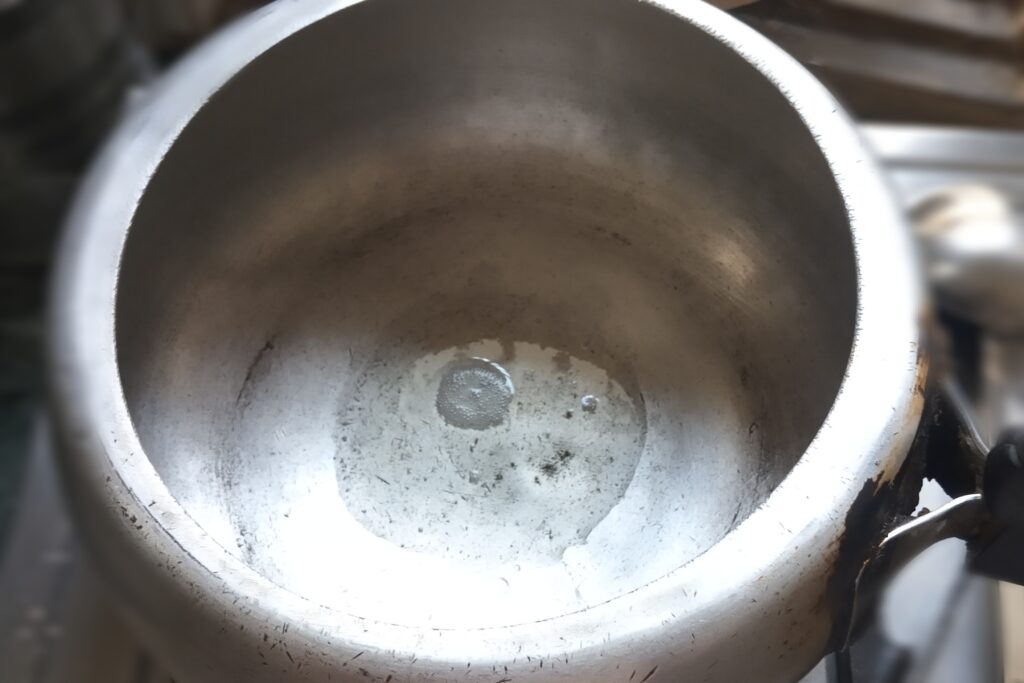 Heating ghee in a pressure cooker