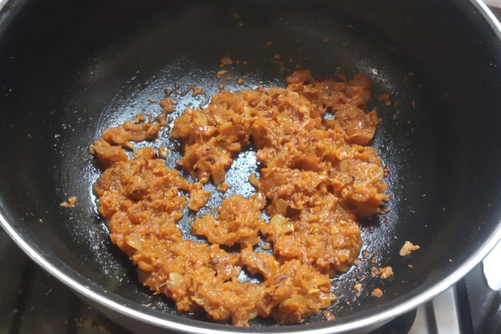 sauteing tomato and onion base