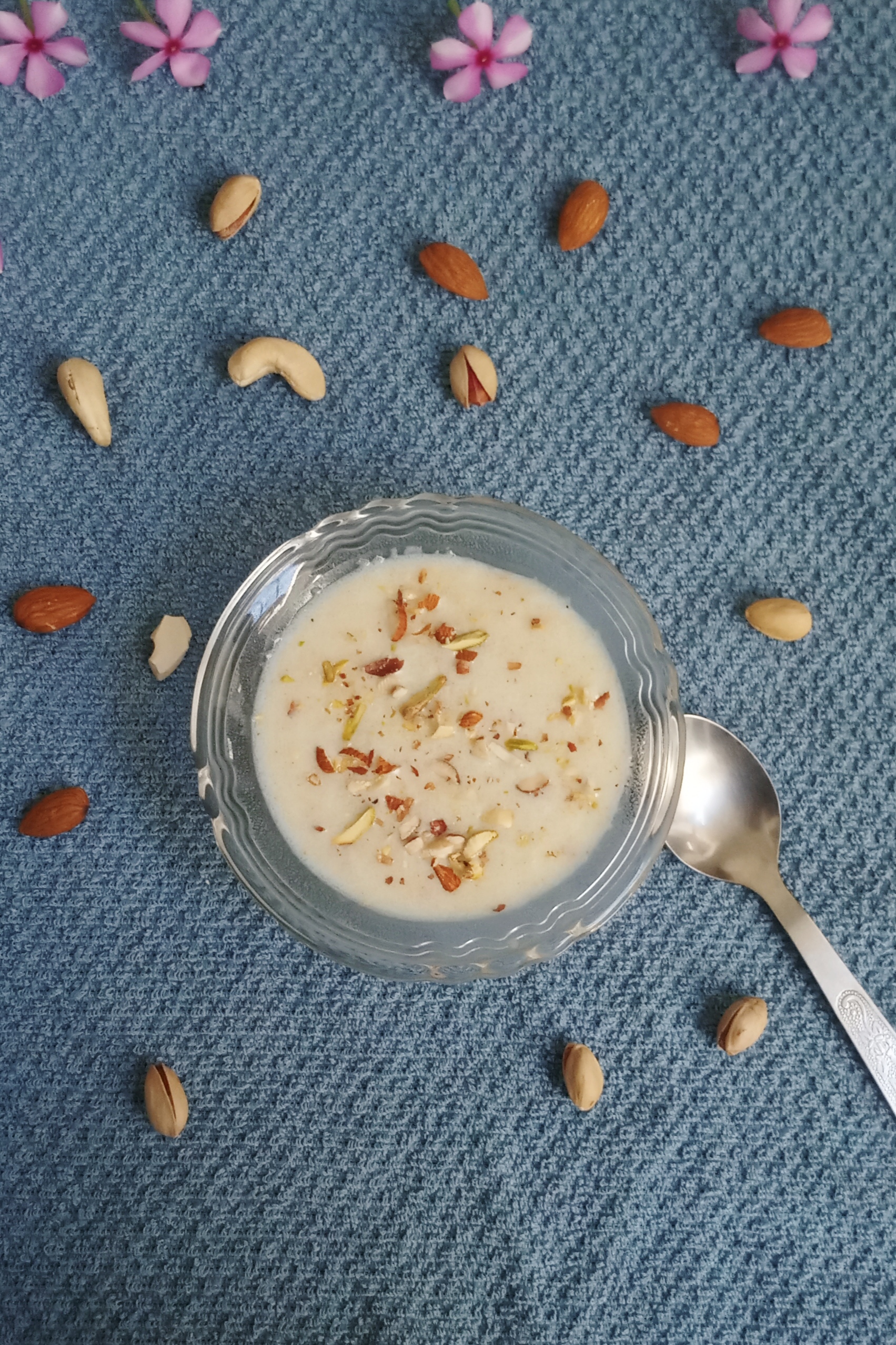 Suji Kheer Recipe - Creamy, Easy & Ready in 20 Minutes