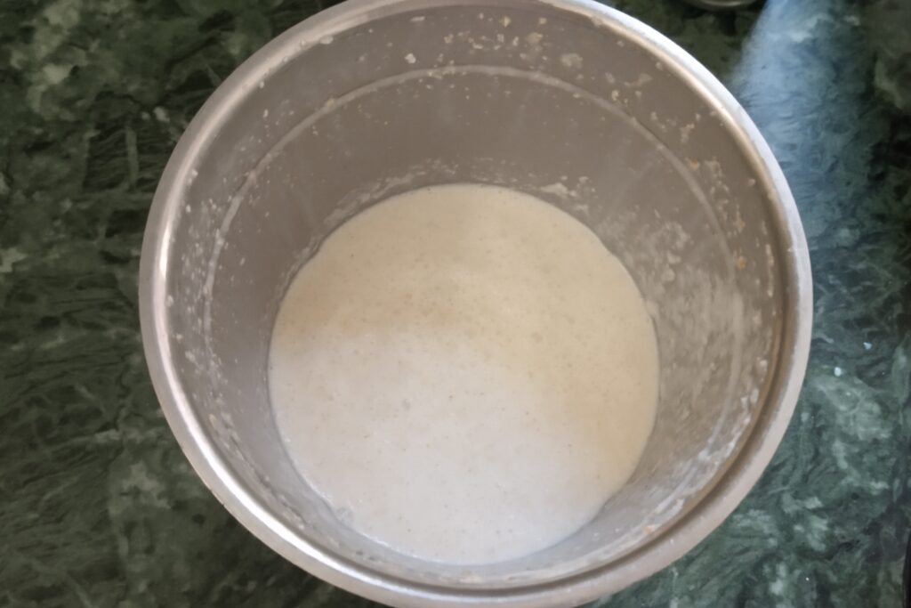 oats banana smoothie recipe is ready to serve