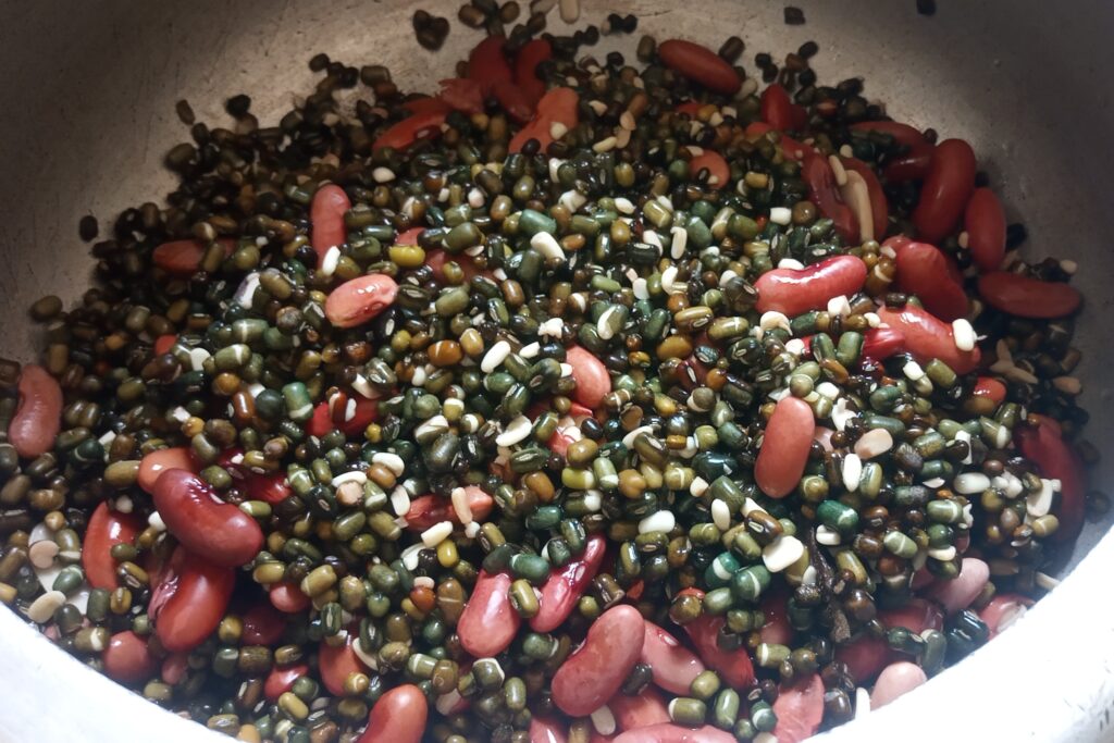 rajma and dal added to pressure cooker