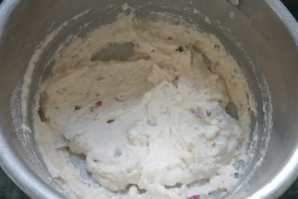 the batter resting in a bowl
