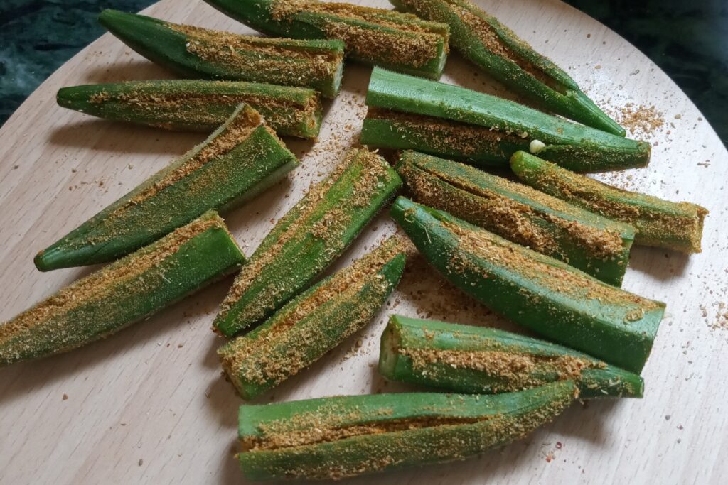 stuffed bhindi are on the the board
