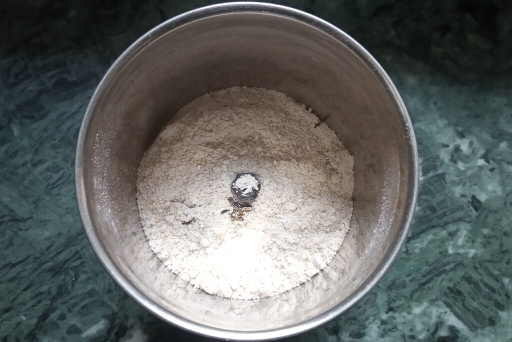 the oats powder in a jar