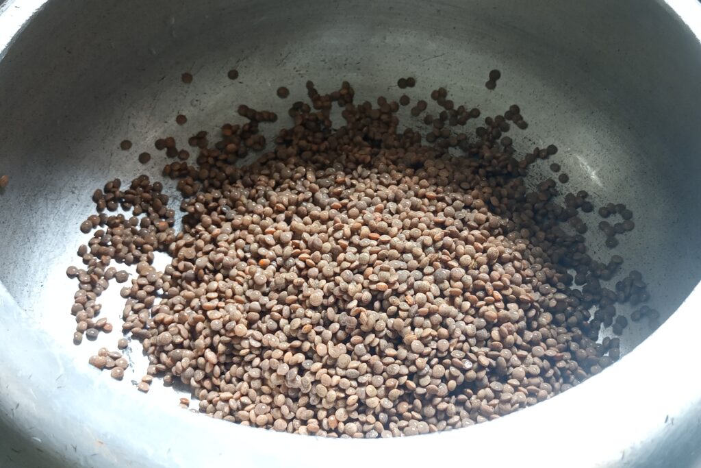 Adding washed brown lentils