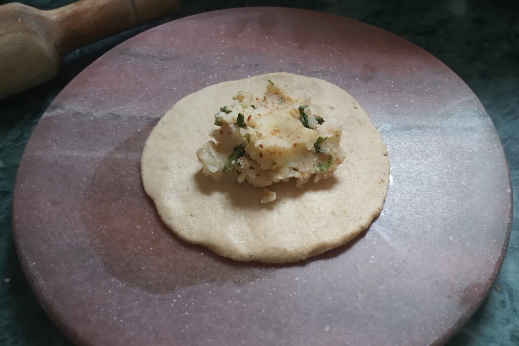 Filling on rolled circle