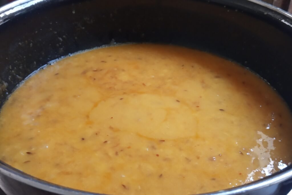 Simmering toor dal