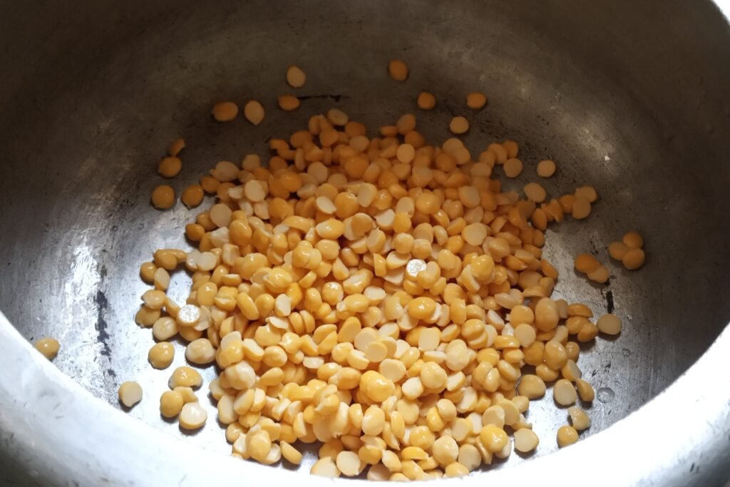 Adding chana dal to cooker